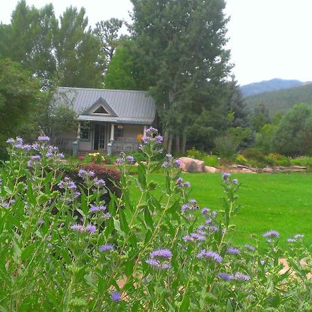 Apple Orchard Inn Hermosa Exterior photo