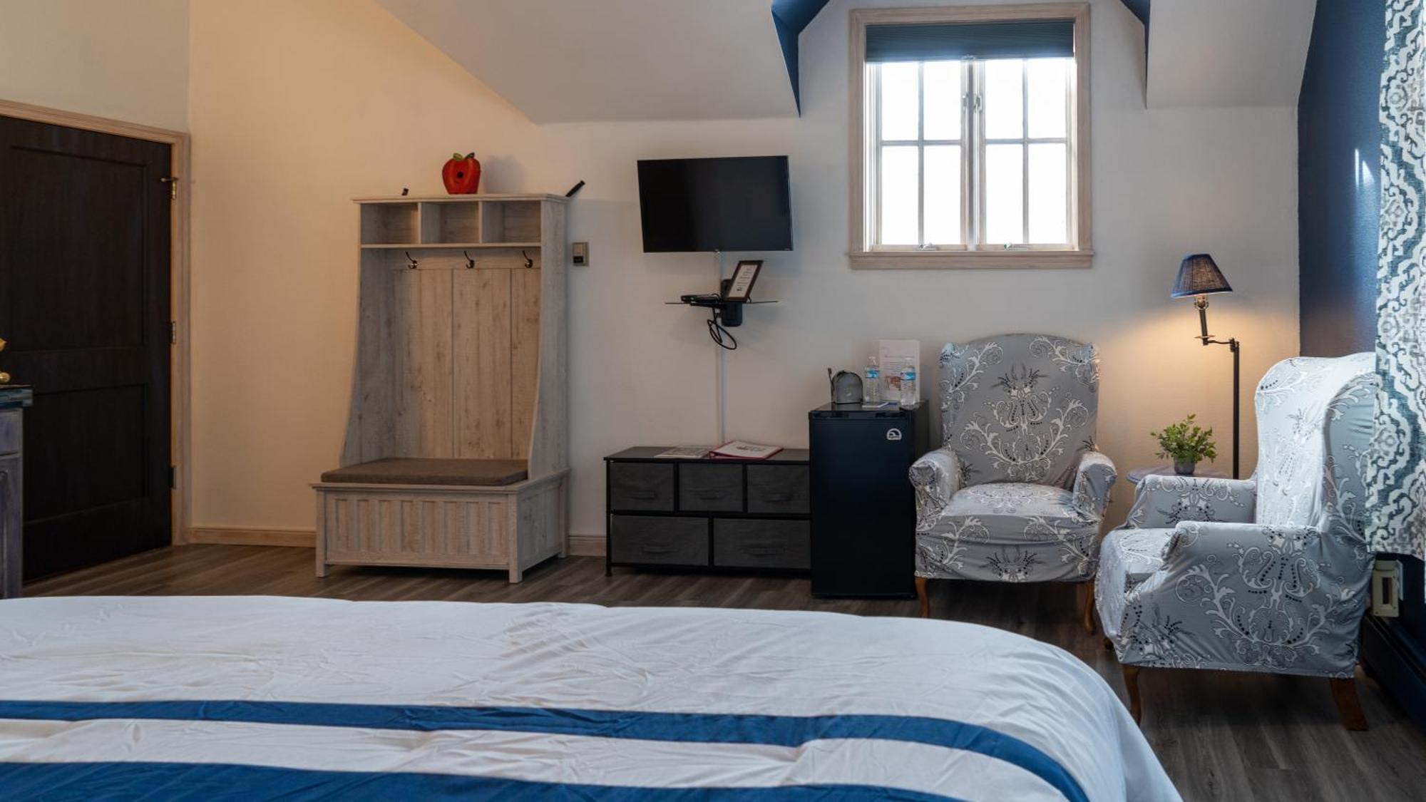 Apple Orchard Inn Hermosa Room photo